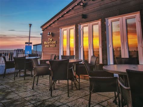 THE WATERFRONT RESTAURANT, Kessingland .